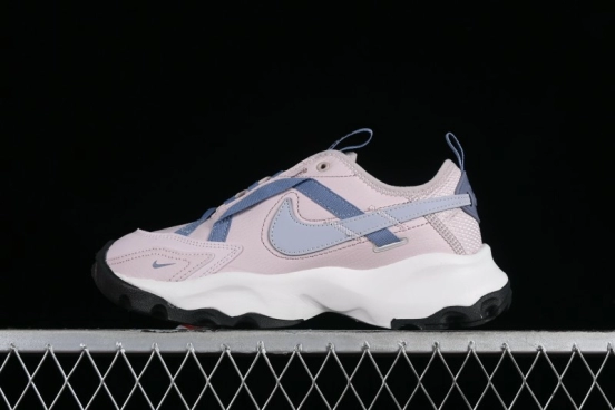 Nike TC 7900 Retro Chunky Dad Shoes with Reflective Swoosh and Cushioned Foam Sole - DD9682-002