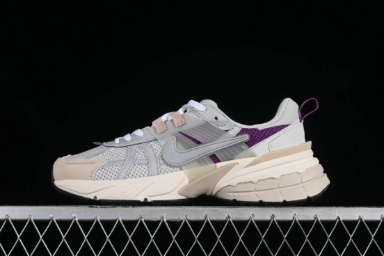 Nike Runtekk V2K Retro Low-Top Running Shoes with Cushlon Foam and Anti-Slip Design - HF4305-072