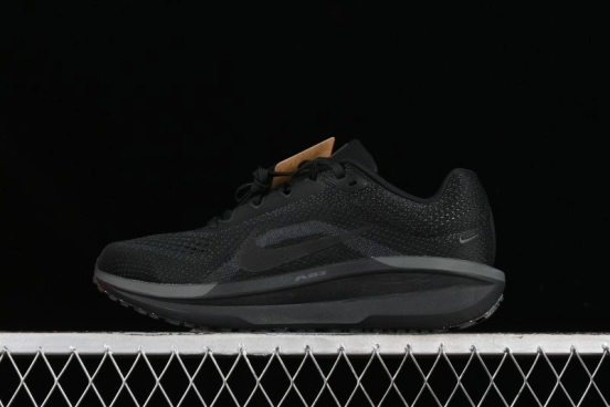 Nike Zoom Winflo 11 Breathable Mesh Cushioned Running Shoes with Air Cushion - FJ9509-002