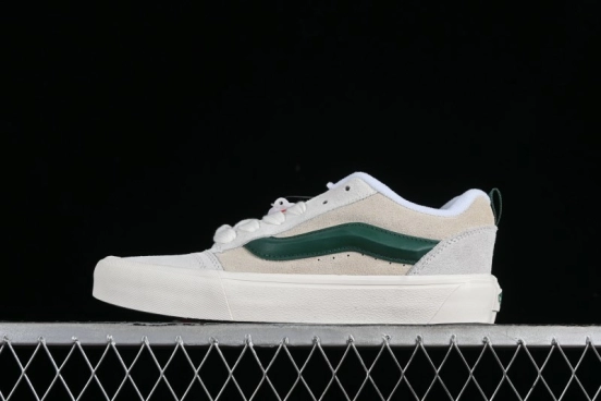Vans Classics Knu Skool Retro Sneakers with Enlarged Toe and Thickened Tongue - VN009QCBDS