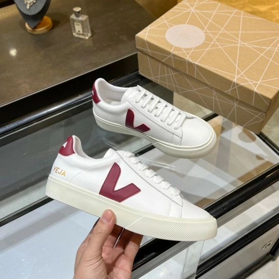 VEJA Classic White Sneakers V Logo Lace-Up Retro Flat Platform Casual Sports Shoes - LY00220