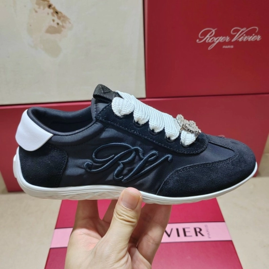 Roger Vivier SS25 Casual Trainer Sneakers - L Y00300