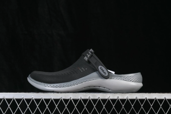 Crocs LiteRide 360 Clog Round-Toe Clog Shoes