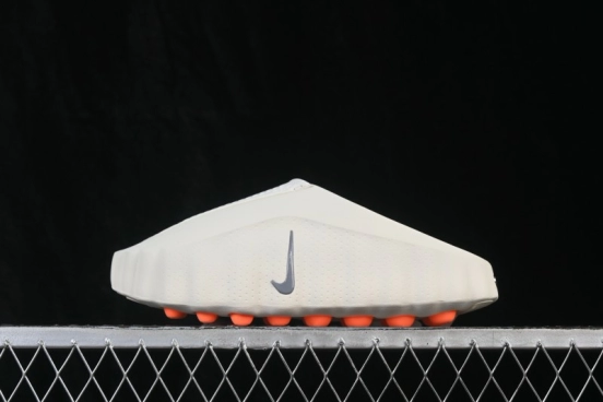 Nike Mind 001 Neuroscience Inspired Massage Slippers with 22 Independent Foam Nodes - HQ4307-002