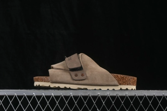Birkenstock Sandals Collection with Soft Leather Lining and Cushioned Midsole - 1015573