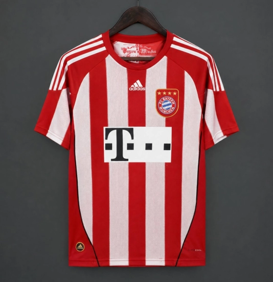 Retro Bayern Munich 10/11 home Soccer Jersey